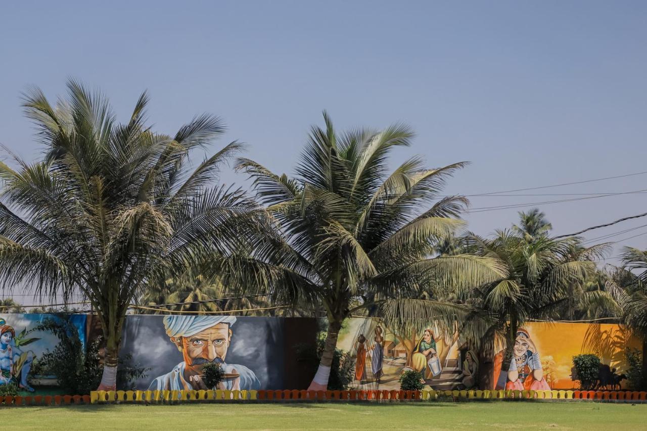 Regenta Central Somnath, Bhalpara Eksteriør billede